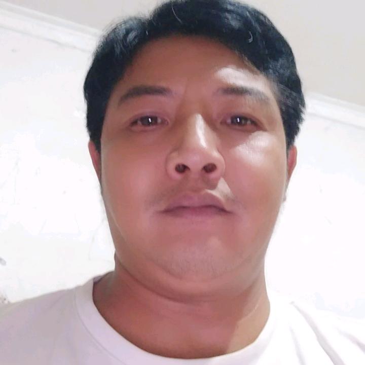 谢哥.