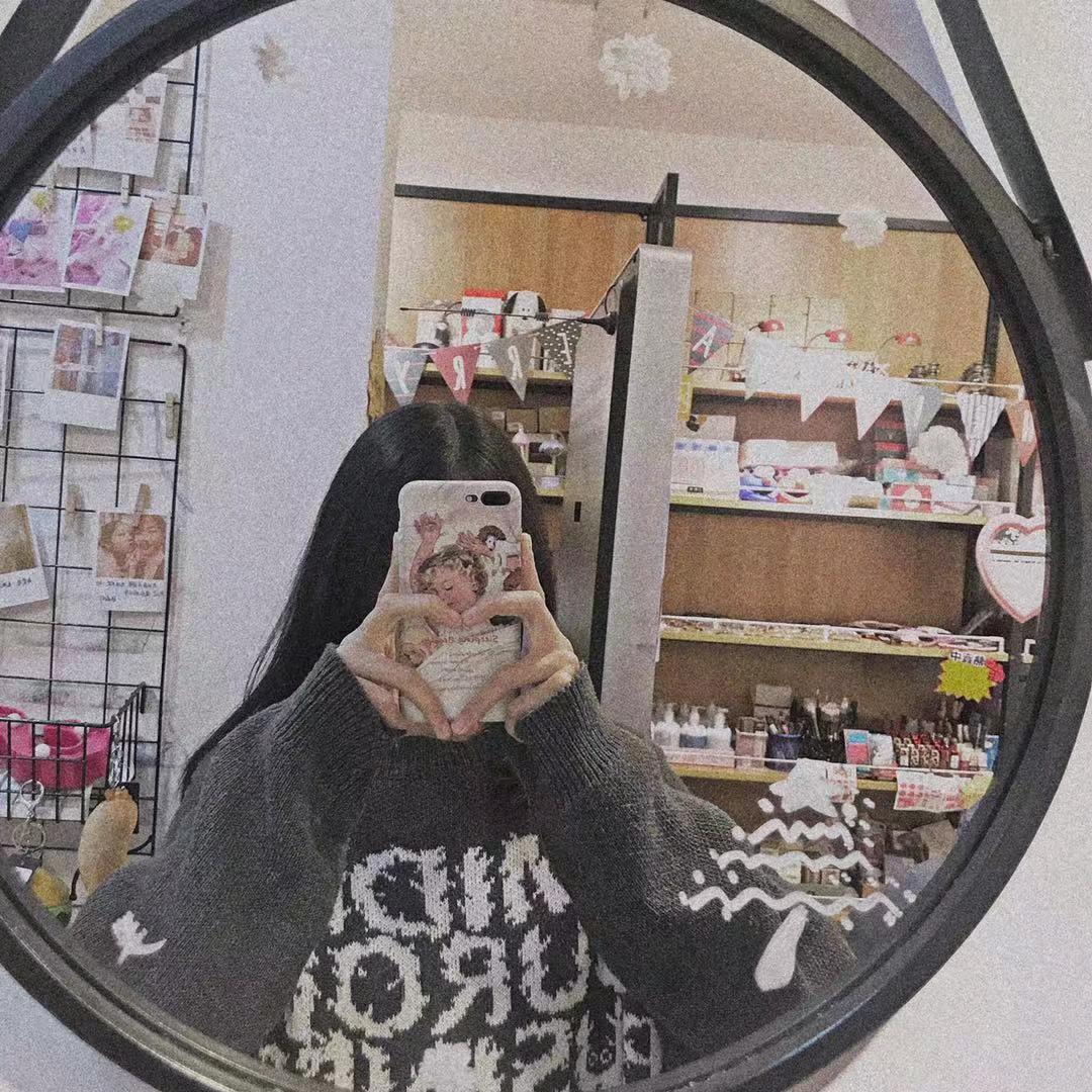 楠艳婷