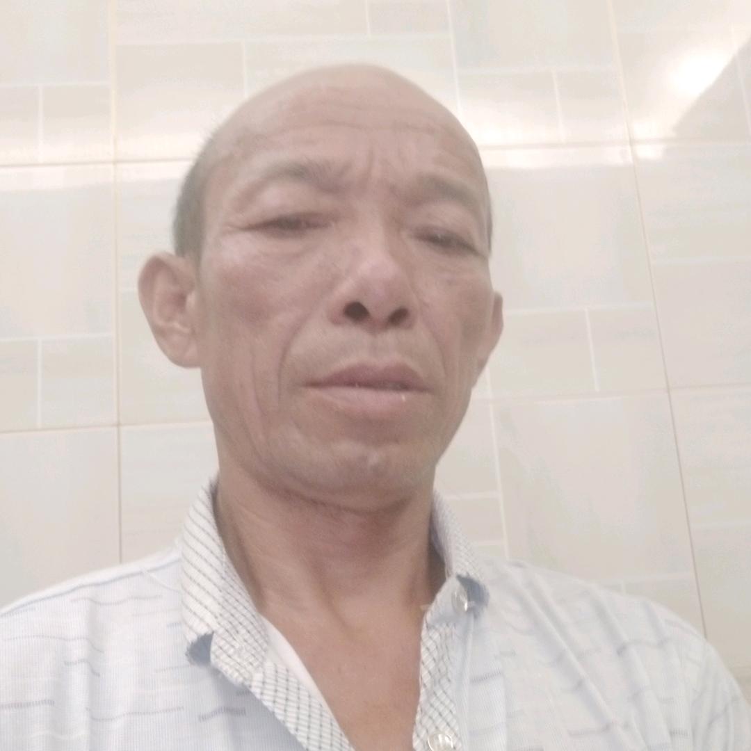 潘