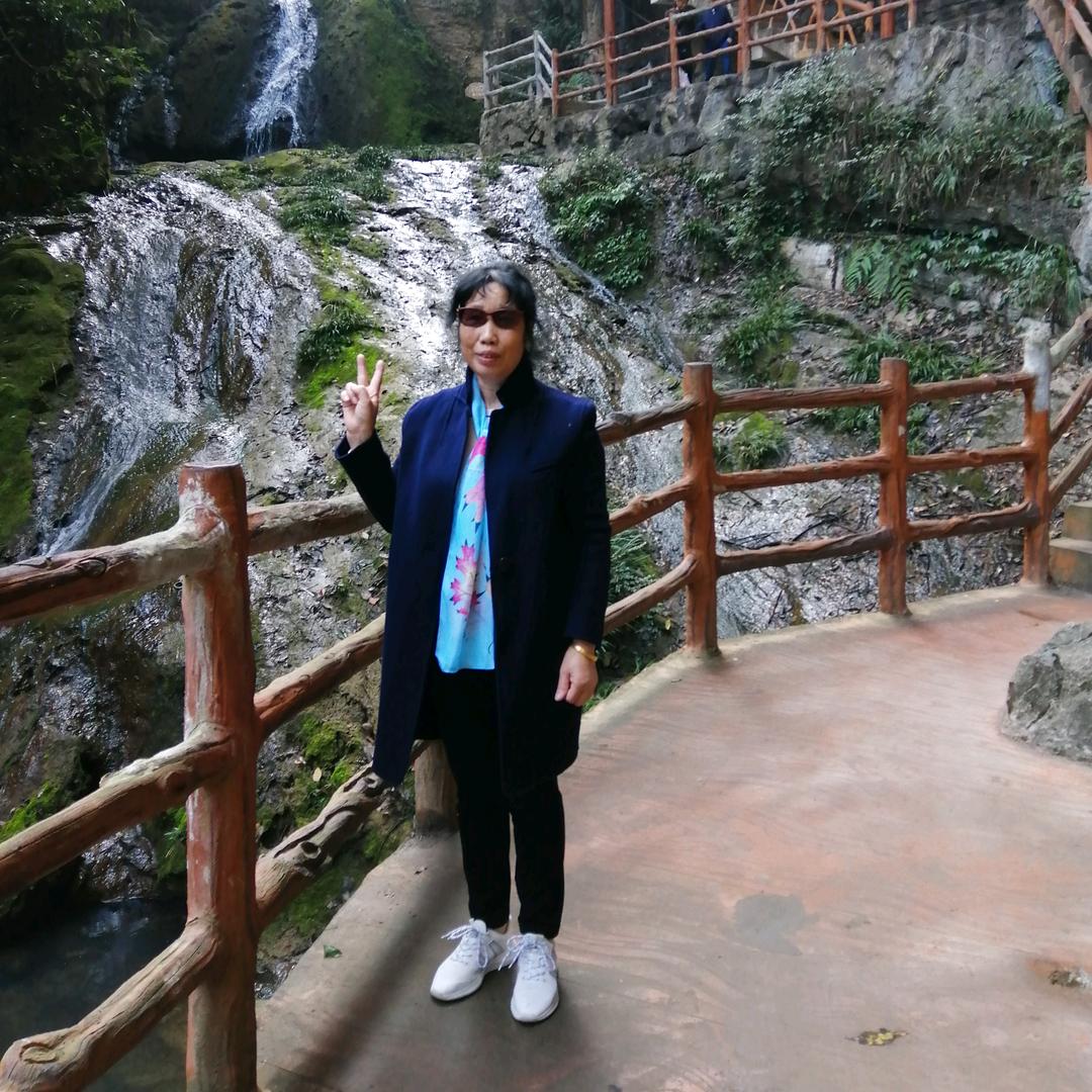 李新香