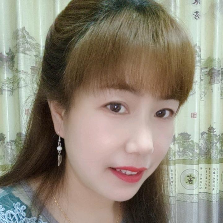 微笑山歌妹