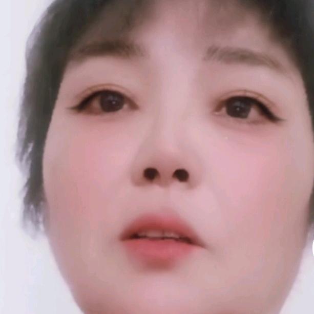 吕秀