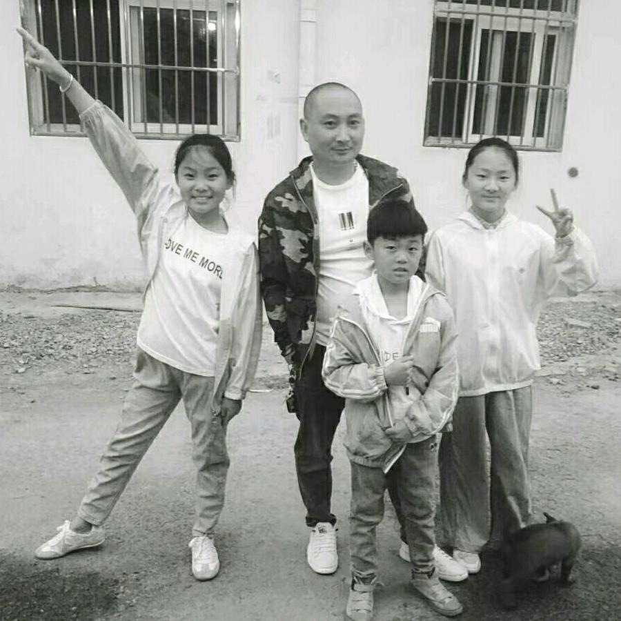 毛孩小鲜肉，长年加工脆皮烤肠