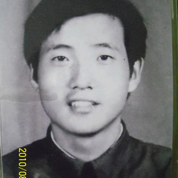 杨爱兵