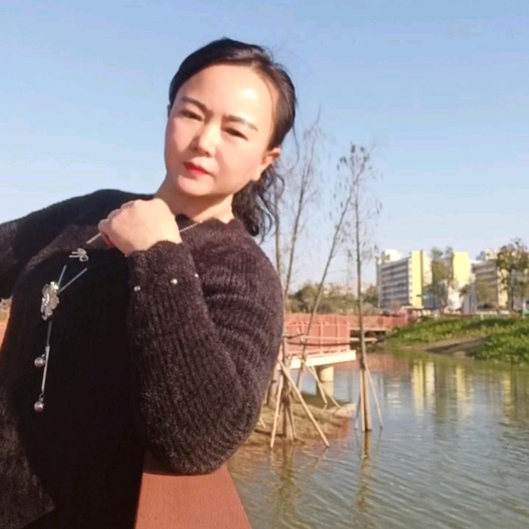 阿英