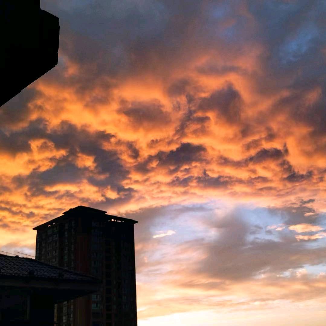 墨痕未染泪痕一笺