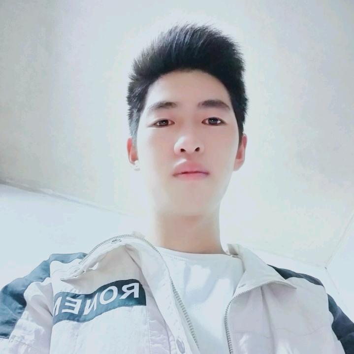 (╥╯旧﹏╰成╥)(╥羽╯﹏梦╰╥)