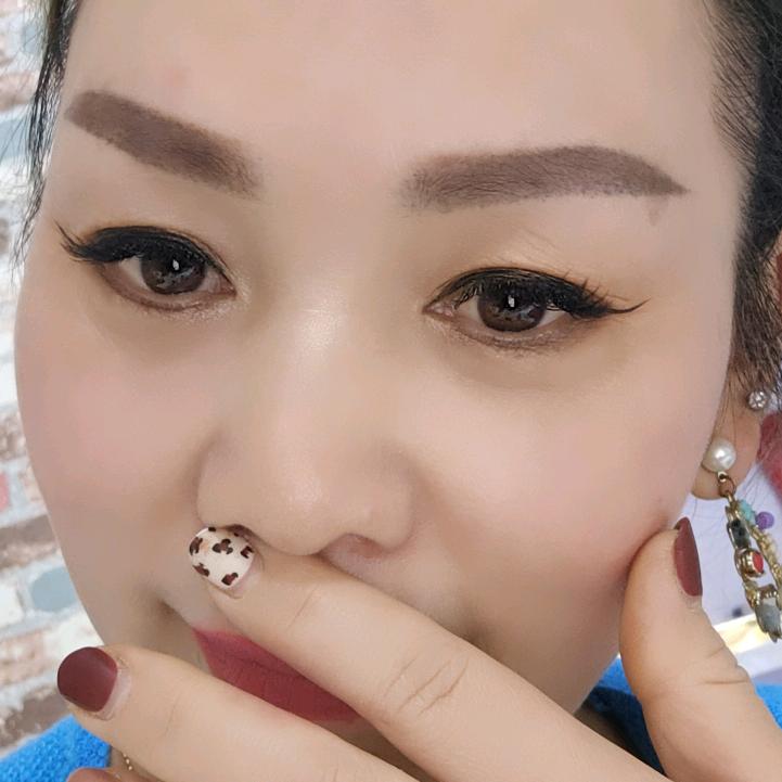 何姐