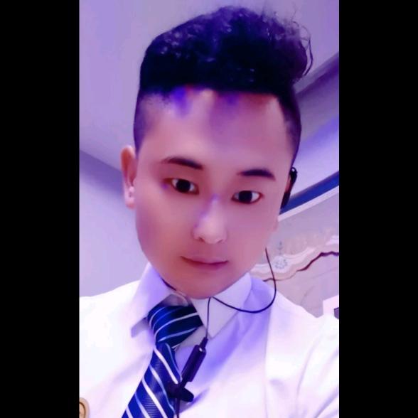 她们都叫我阿力