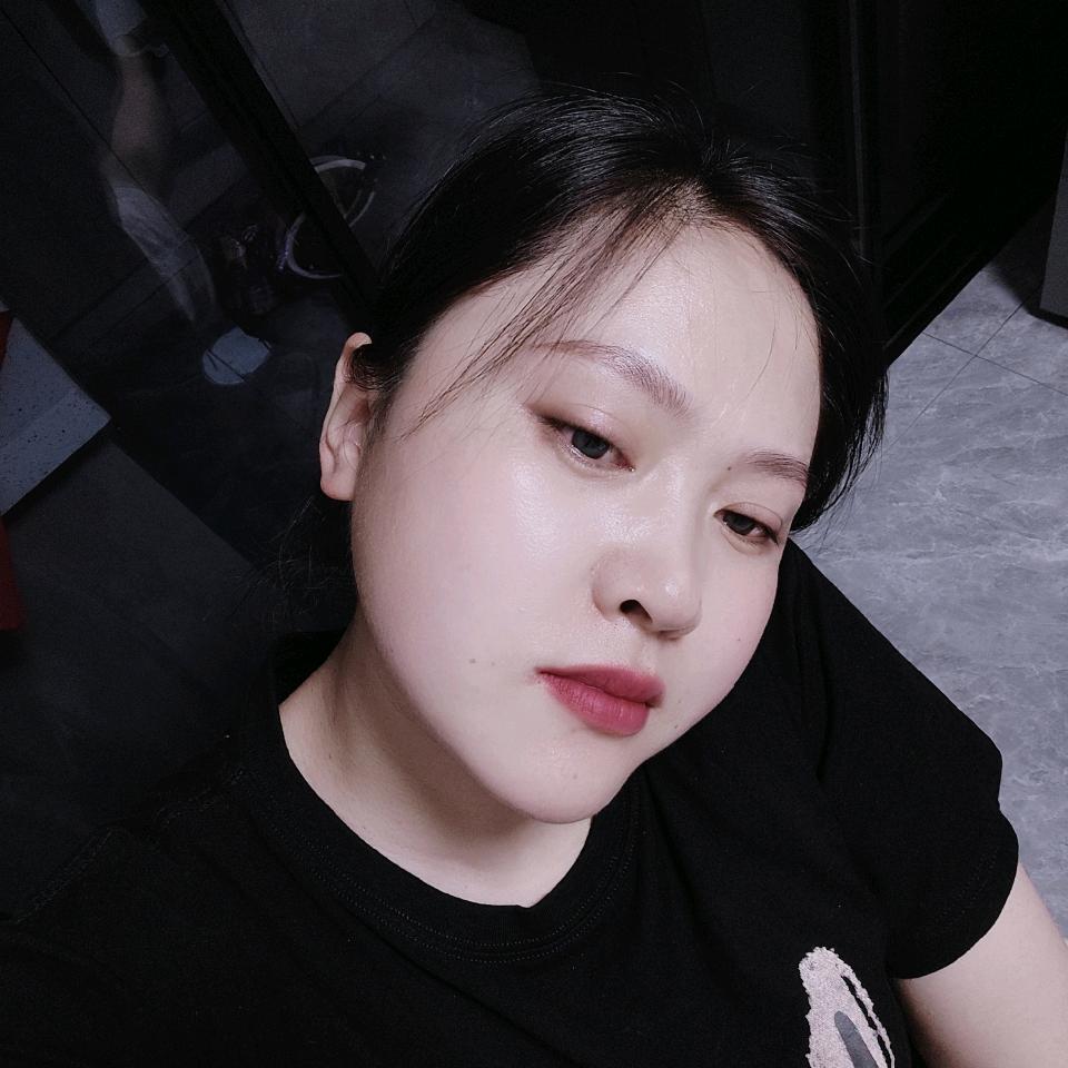 大脸猫爱吃鱼🐟