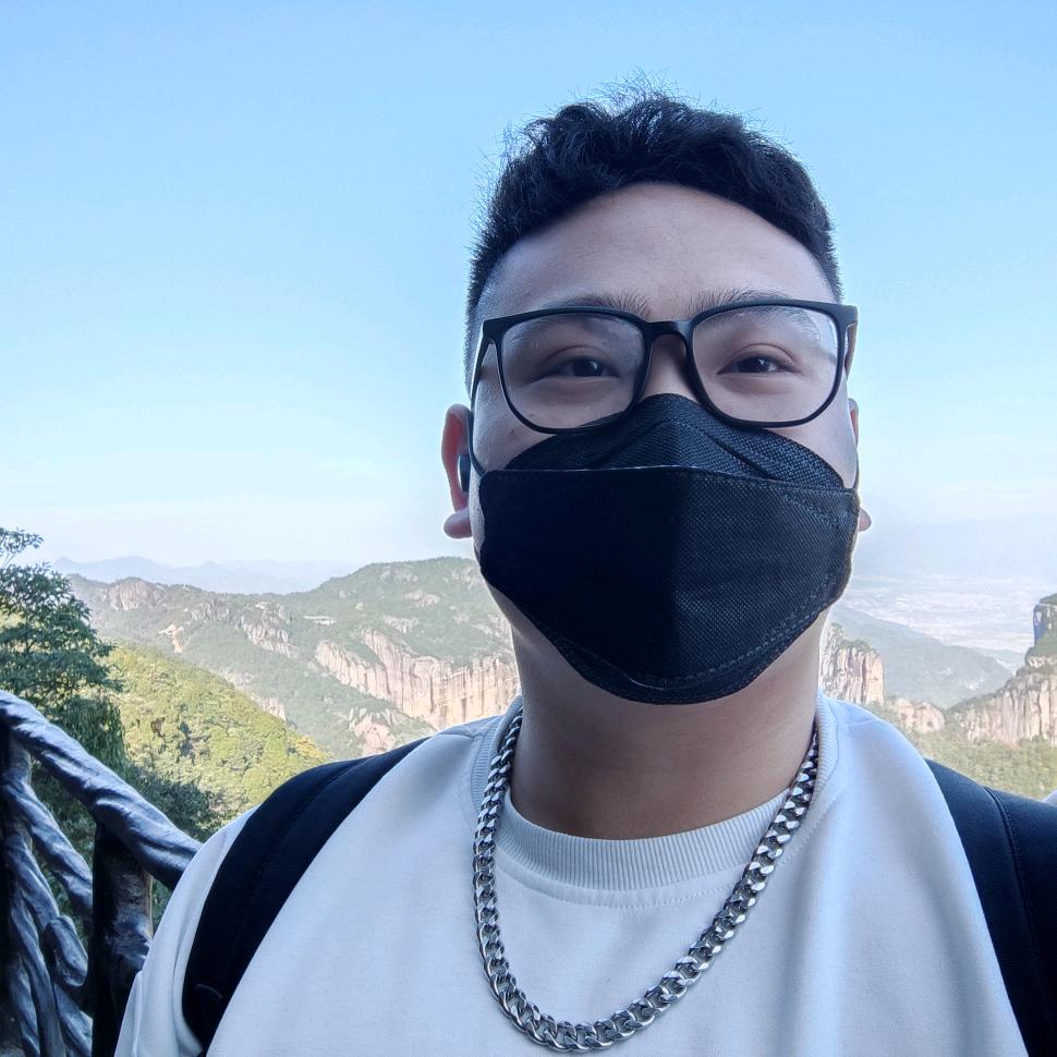 滚滚熊🐻