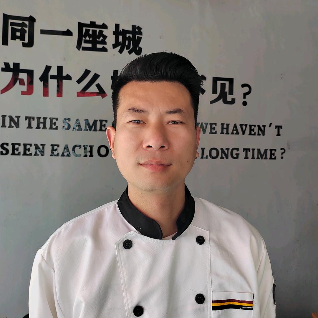 洛阳关林现伟烧烤