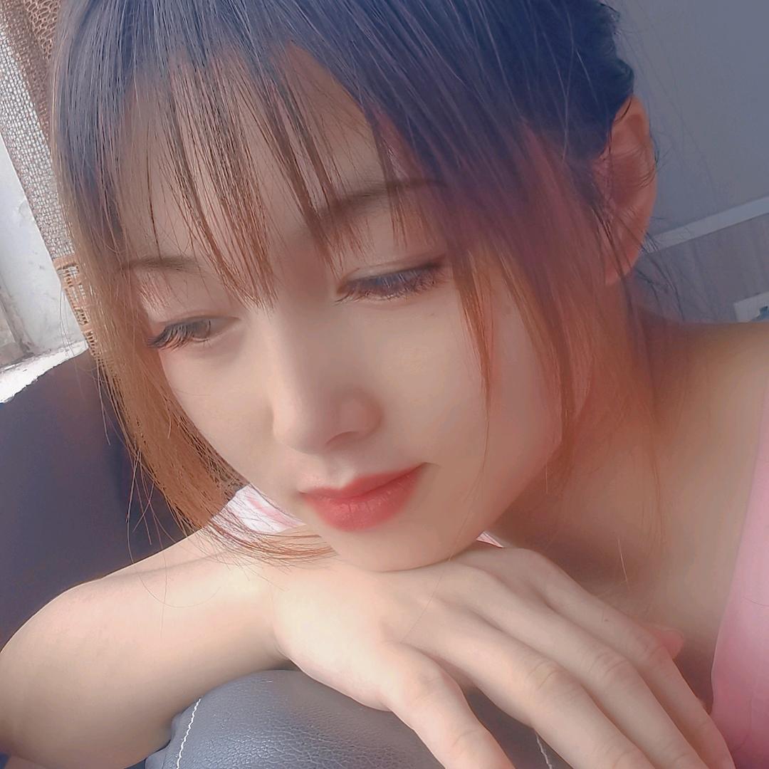 柒柒。