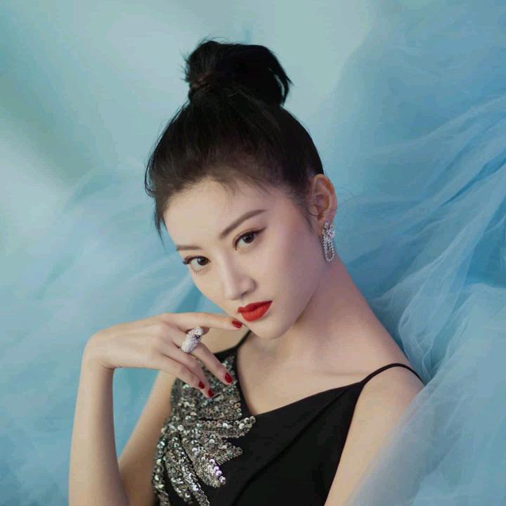 用户9441425158791