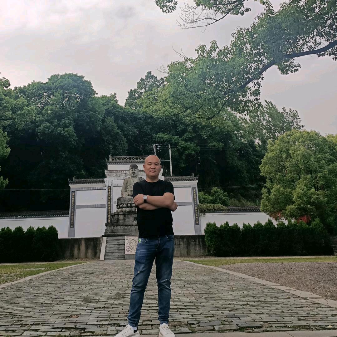 空调小哥，爱钓鱼！