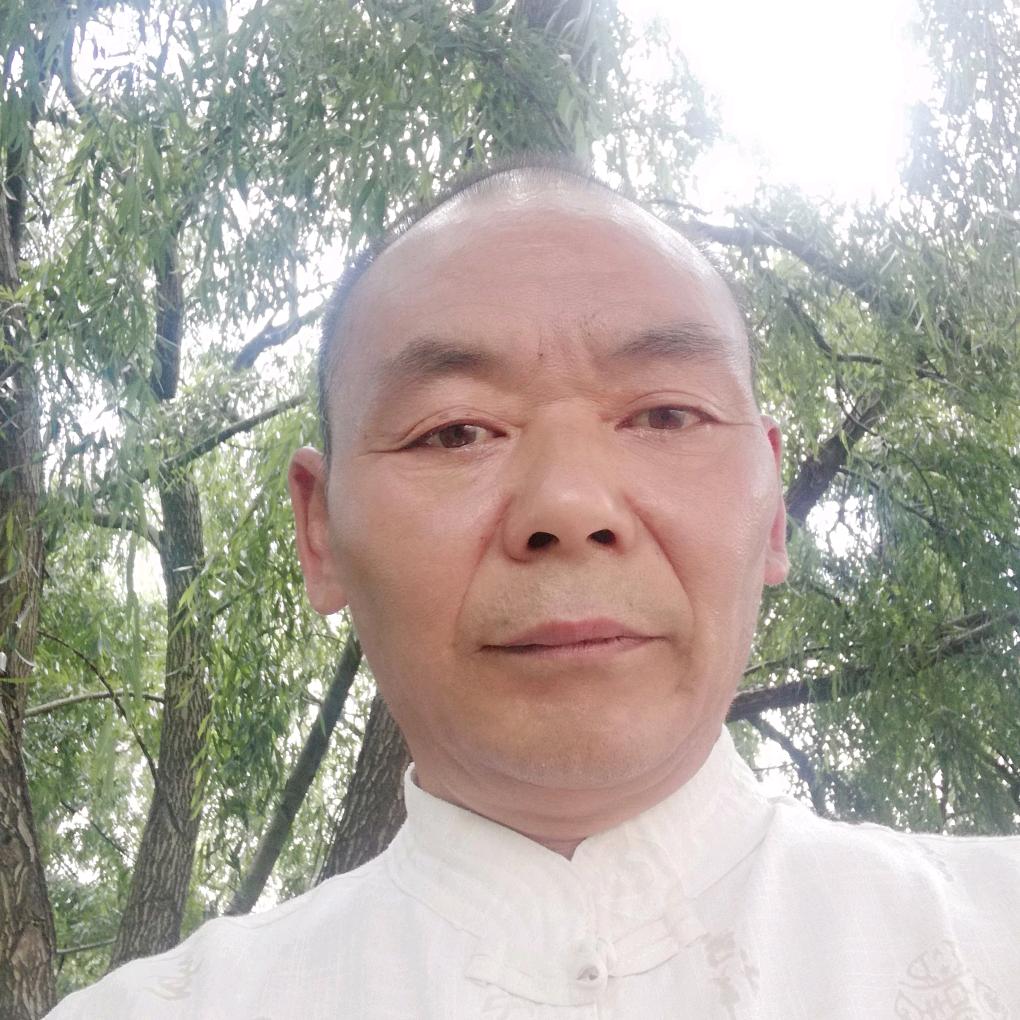没伞的路人