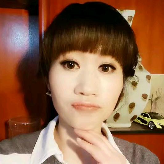 红色的冰咖啡