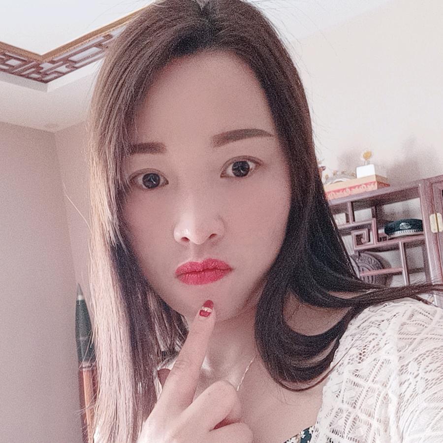 我想静静￥