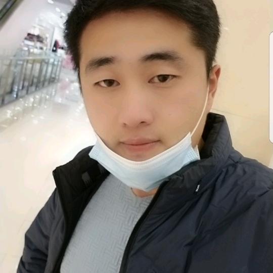 慕言.