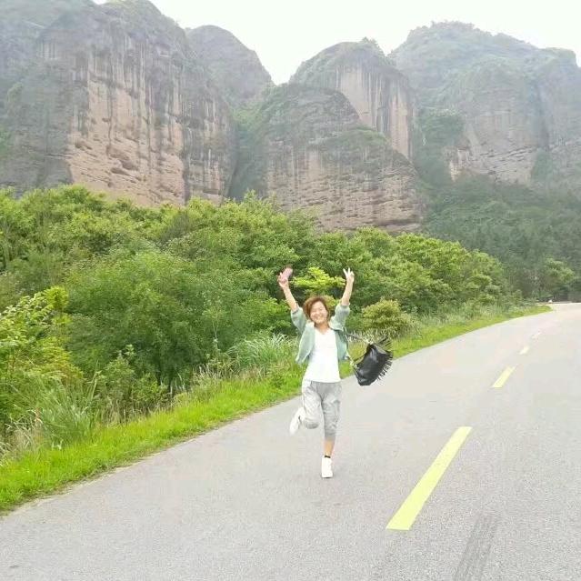 小小贝