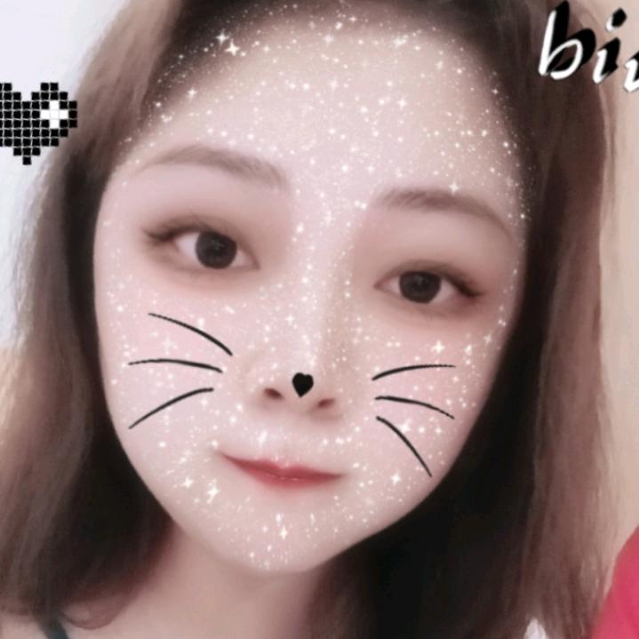 A卖房纸的小姑娘