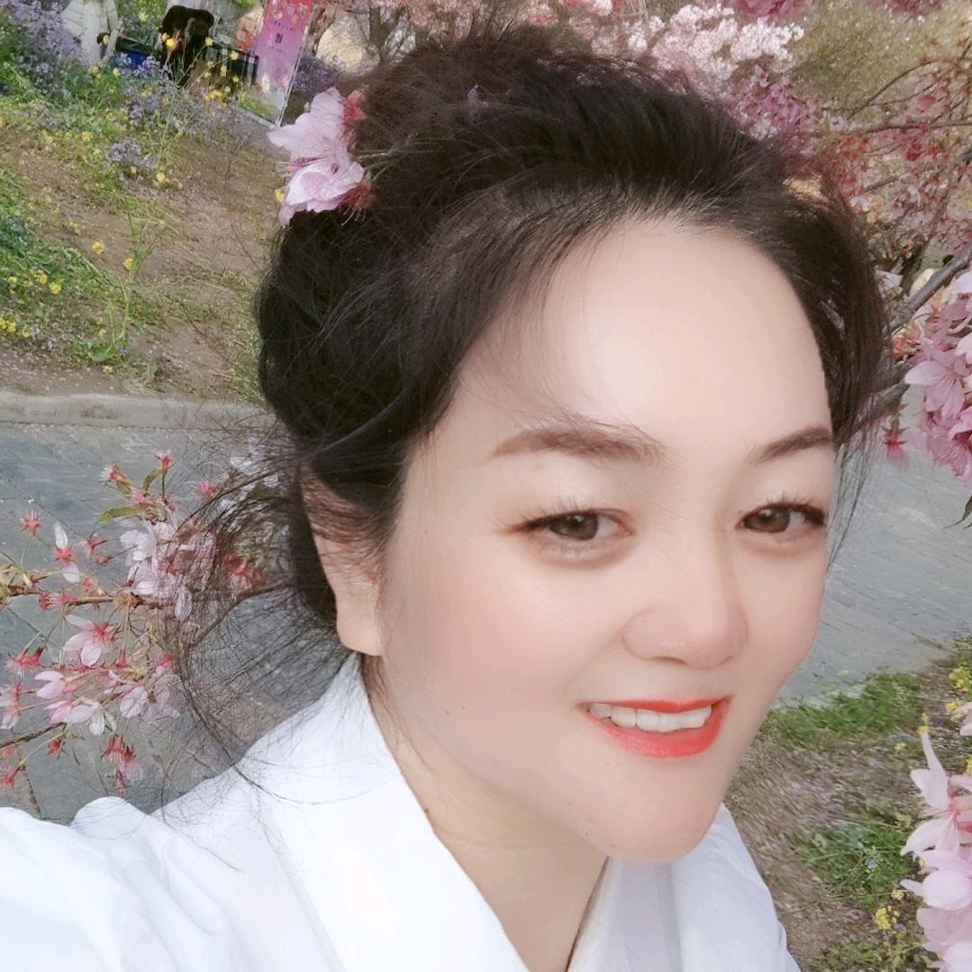 @甄妮
