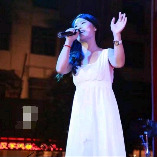 天音琴行 朱老师