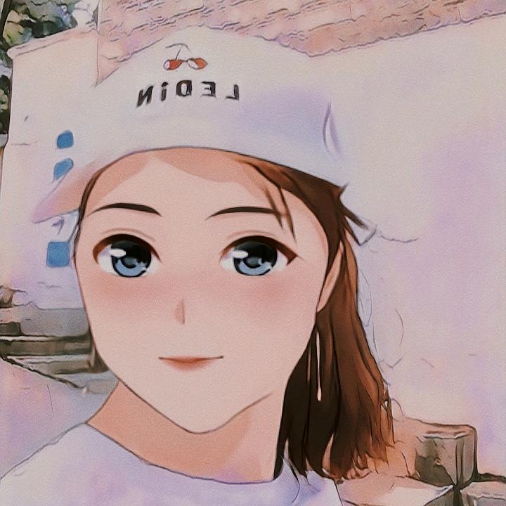玲玲2233568412