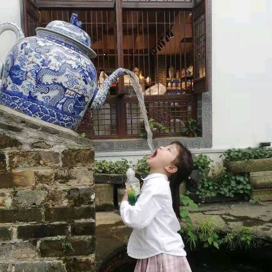 明天的阳光更灿烂