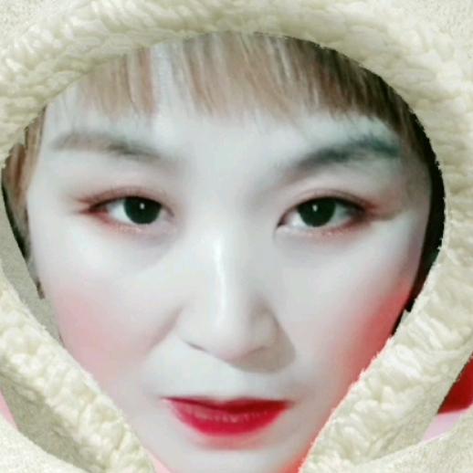 @张凤云::>_<::