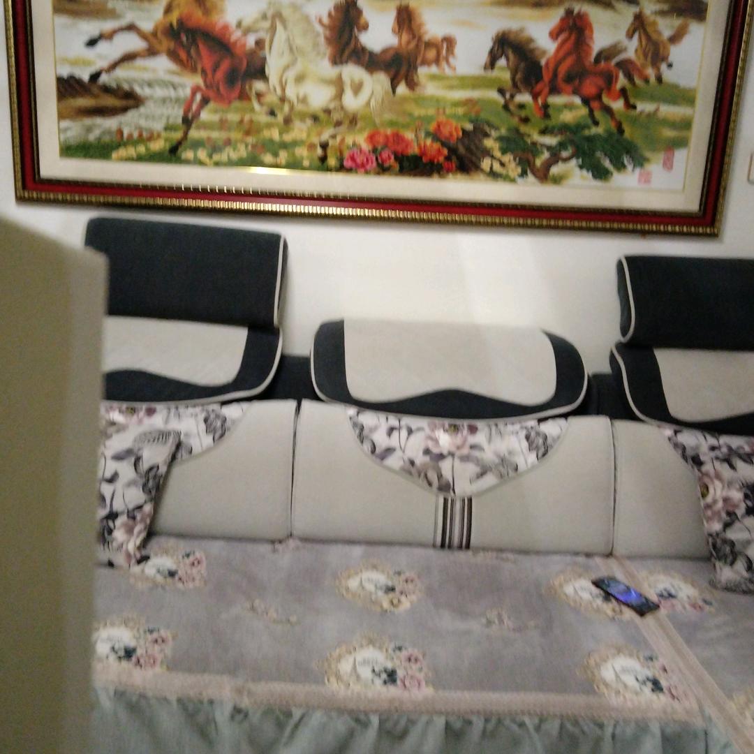 红