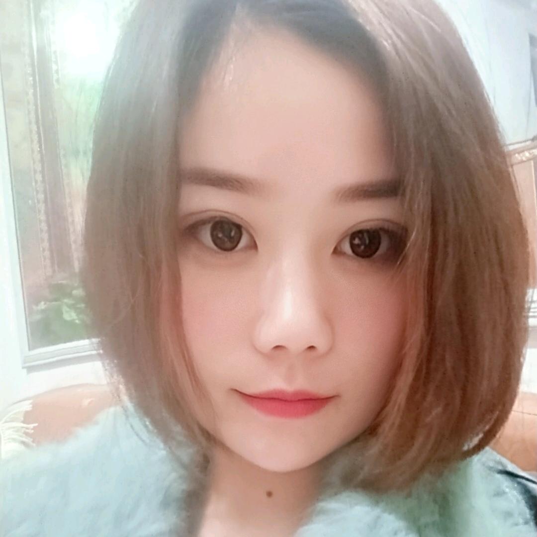 柒月