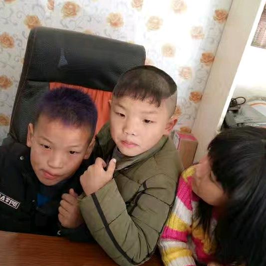 夜空下的稻花香