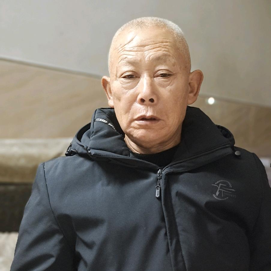 西湖伍艳中