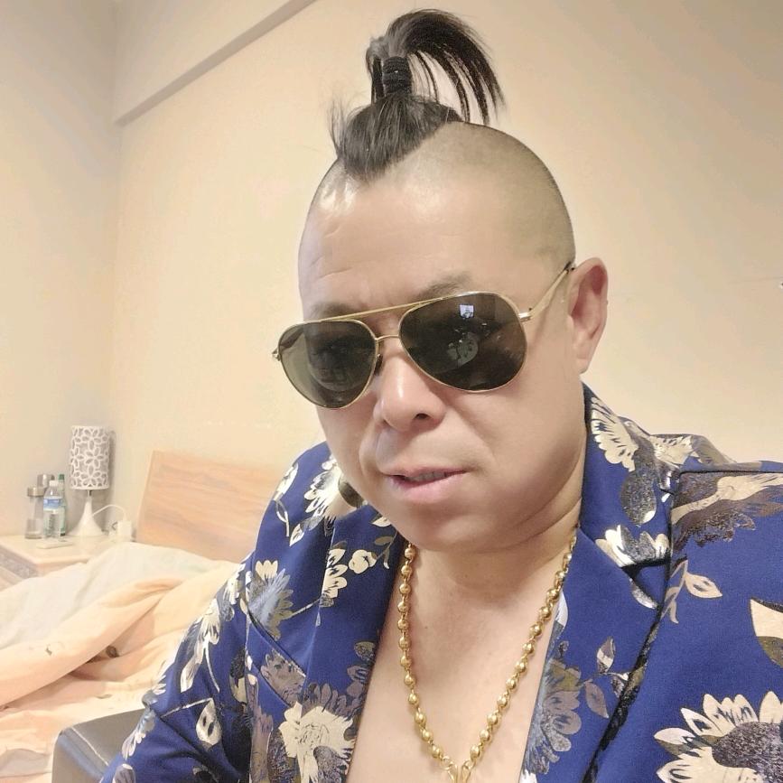 洛阳潇洒哥
