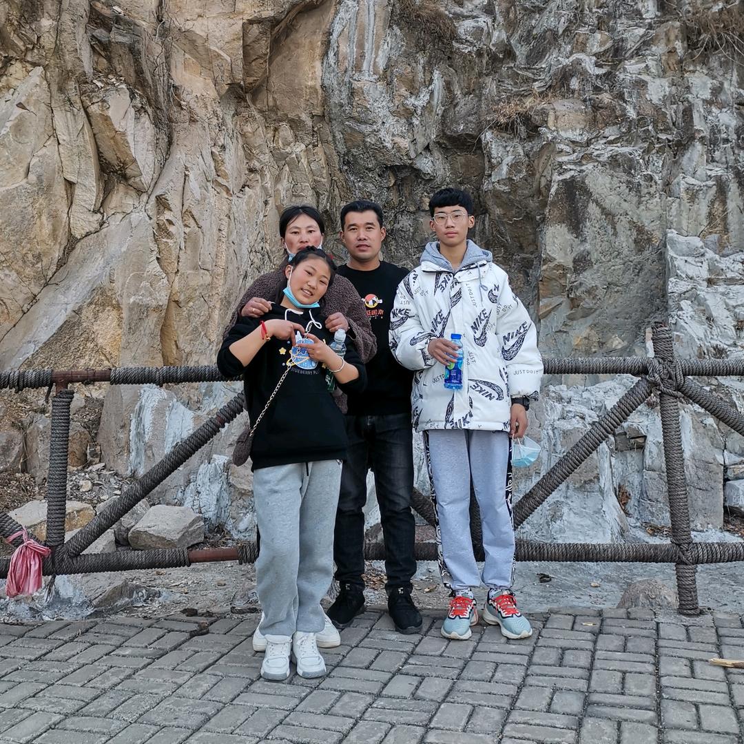 幸福一家人❤️