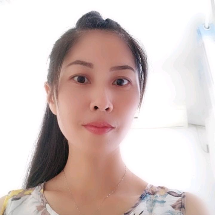 爱笑的莲妹儿
