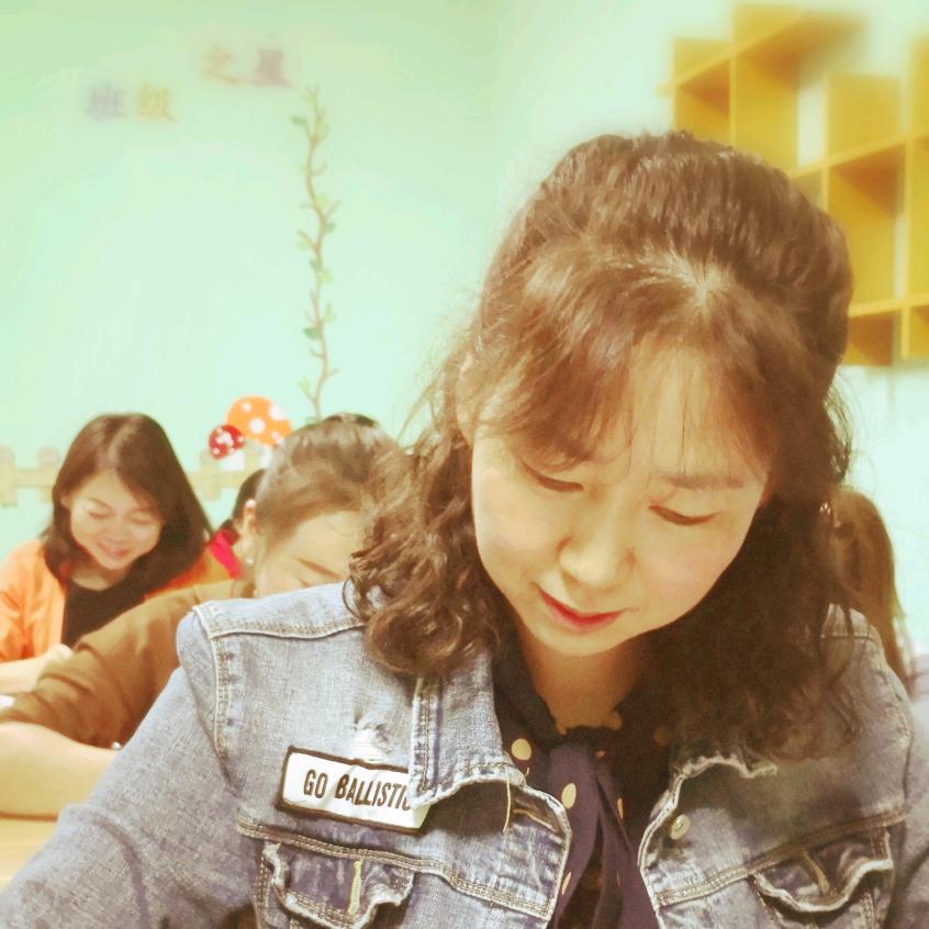 小朋友的小陆姐姐💕