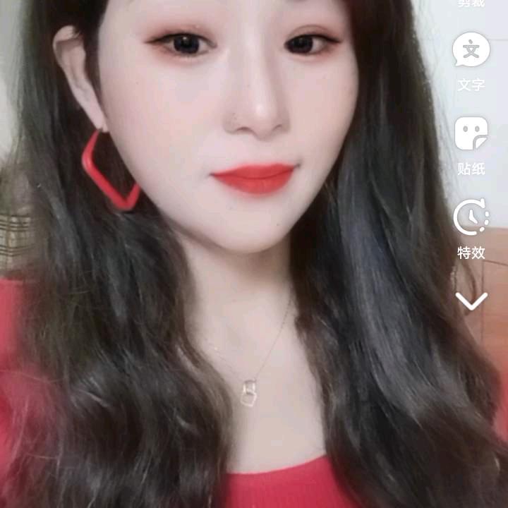 雪儿单身～拒绝连赞～连赞一律拉黑