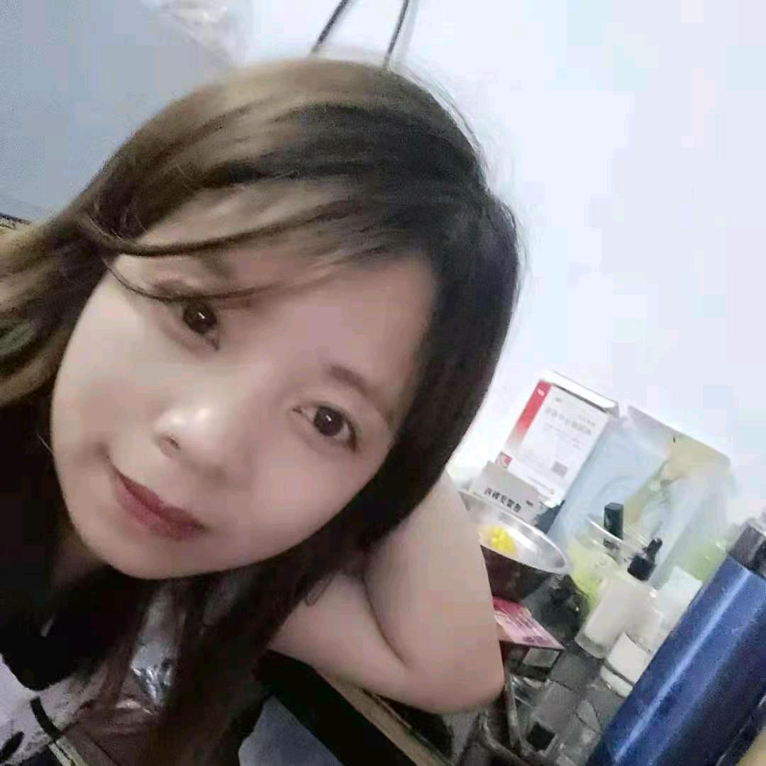 湘婷儿（工地贴砖）
