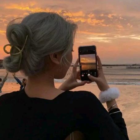 @深情彪悍大🐎喽