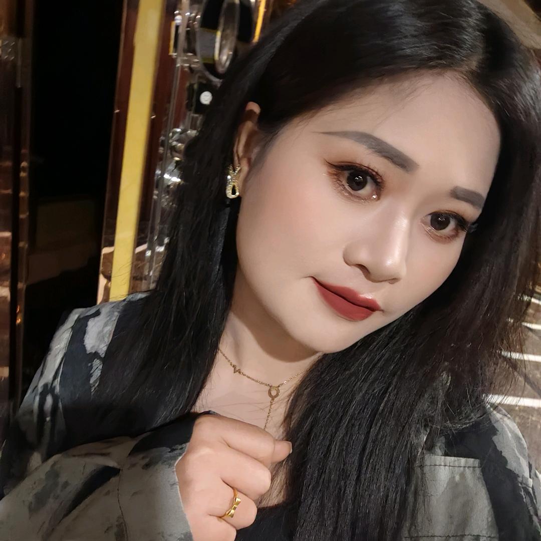 坏坏💋的女孩：