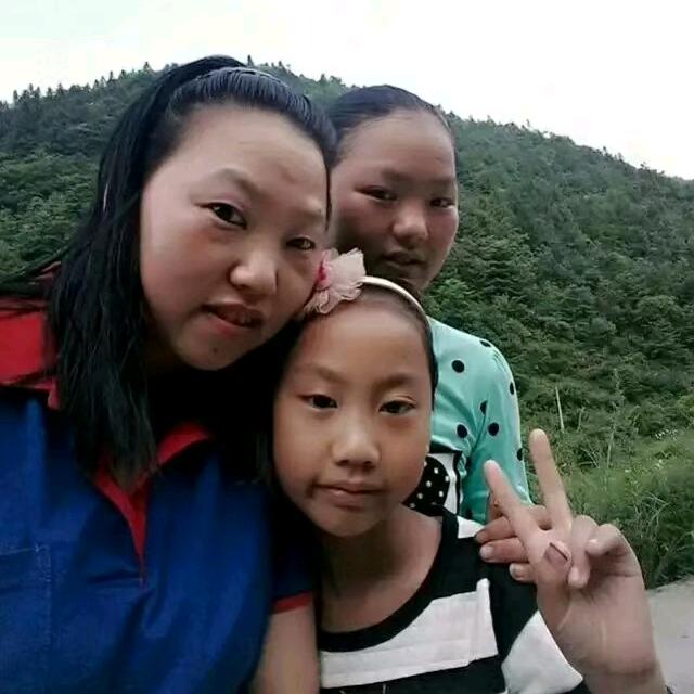贵洲慧姐养猪人《生活号》