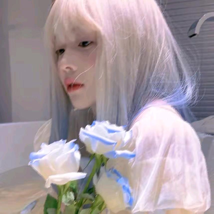 九月的⚗️