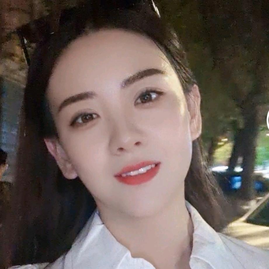 👑奶嘴