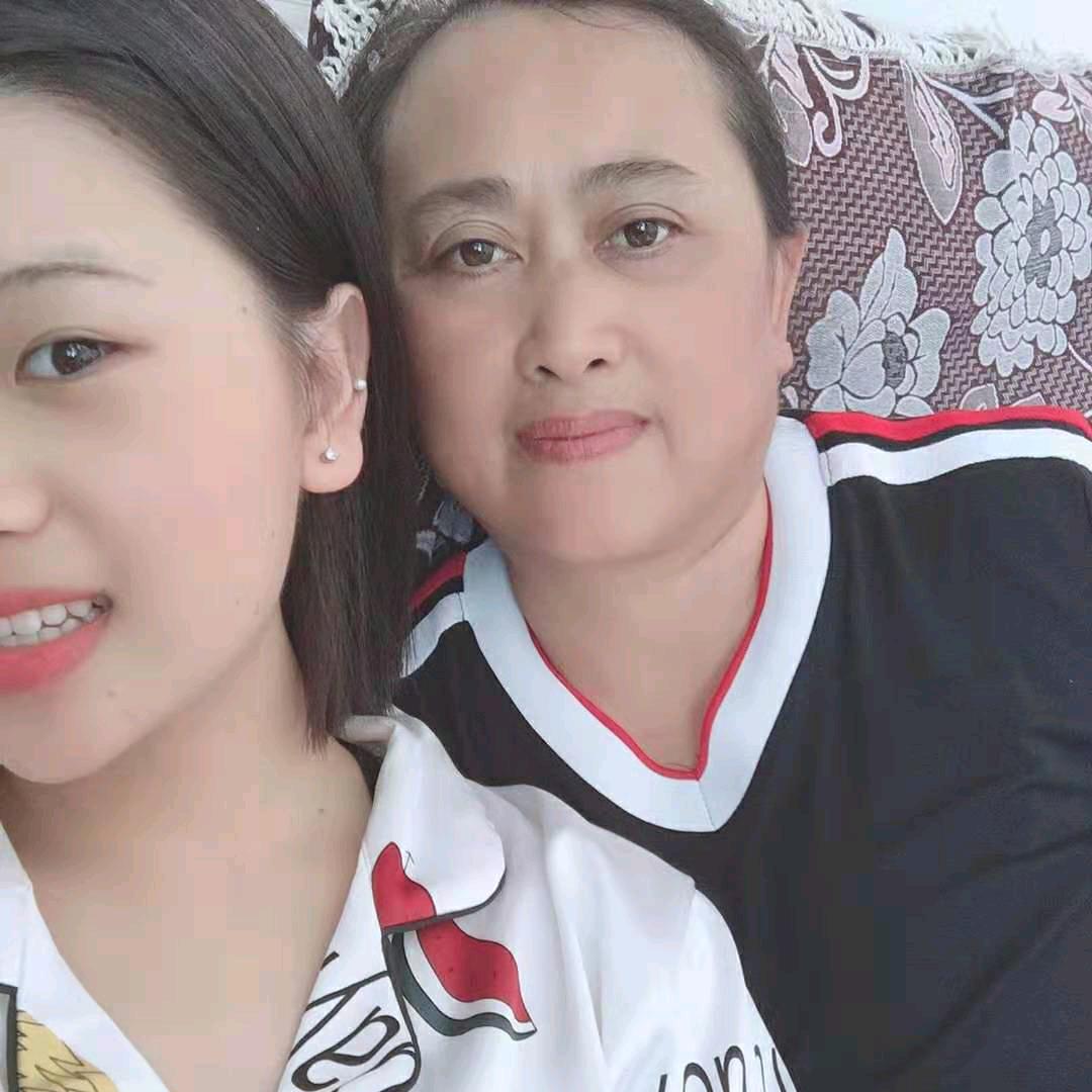 李新平，专业家政