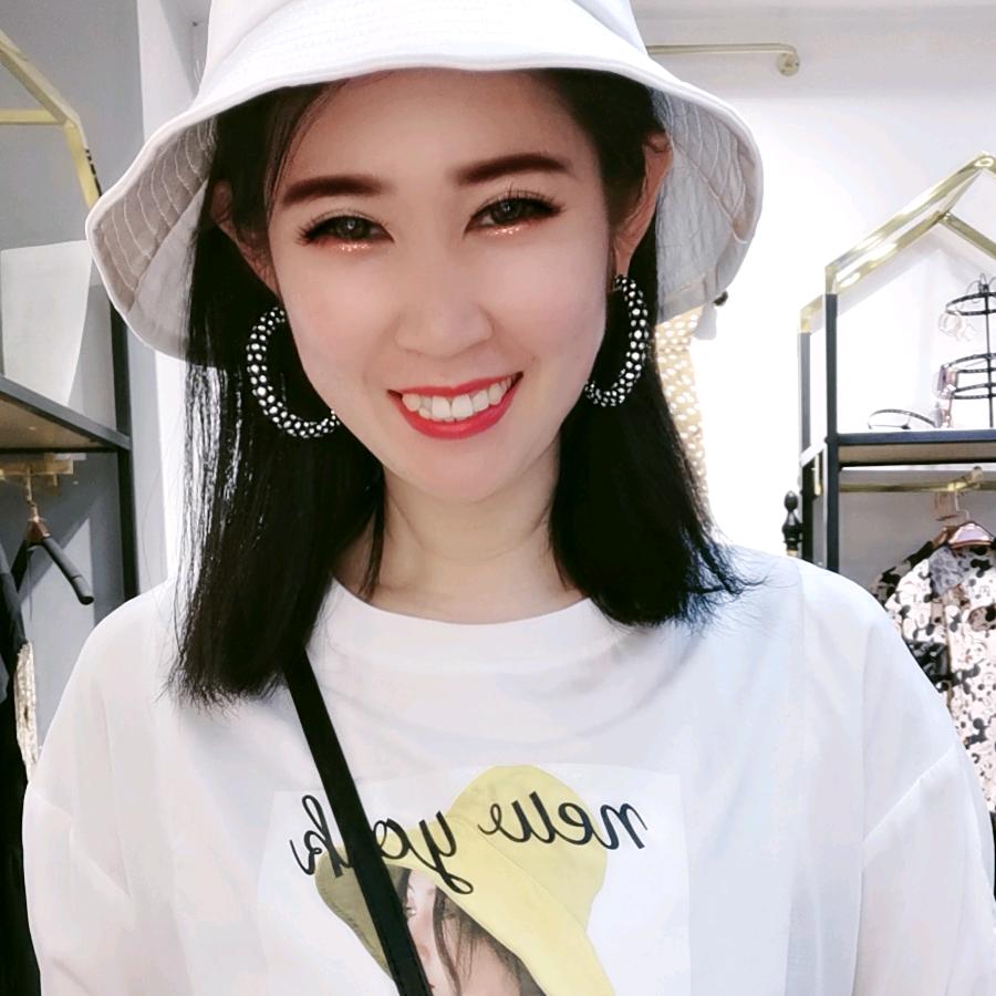 顺平晓慧高端服饰工厂店