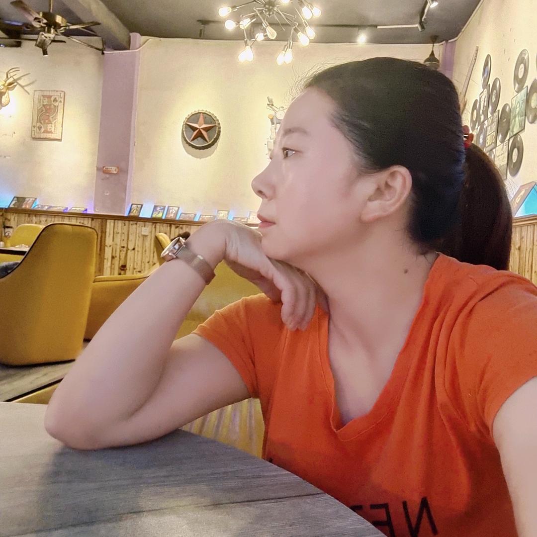 汉焱美容-田老师