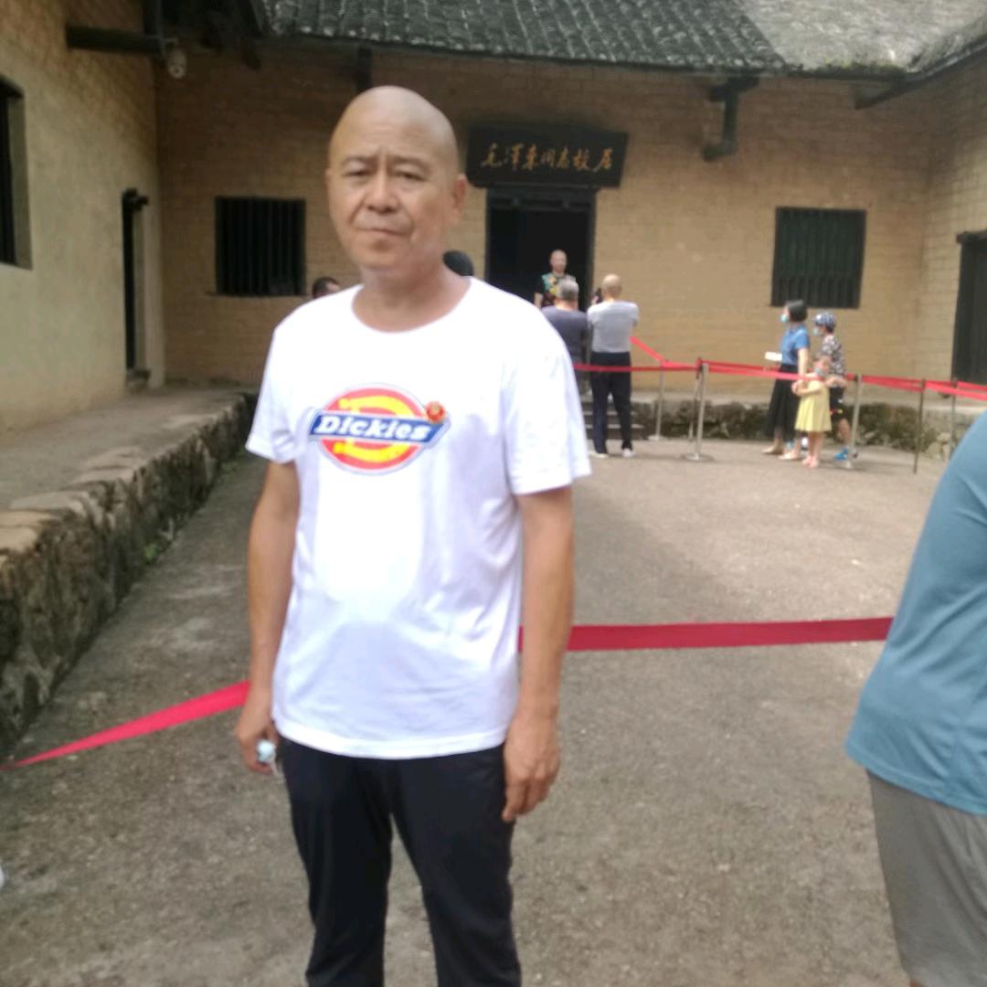 刘军