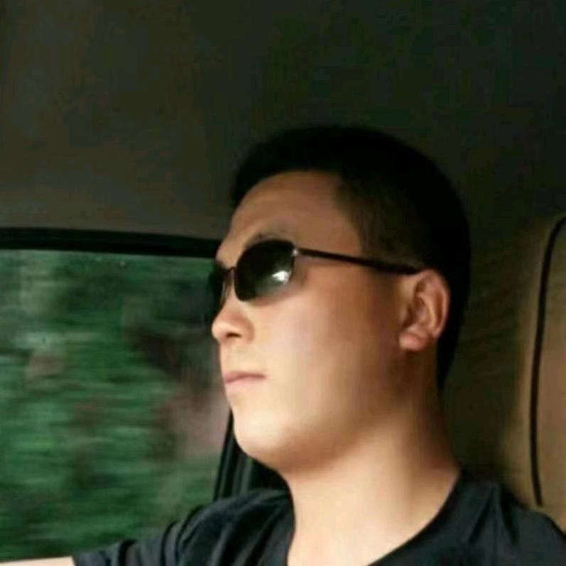 我姓梁，心不凉